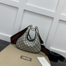 Gucci Hobo Bags